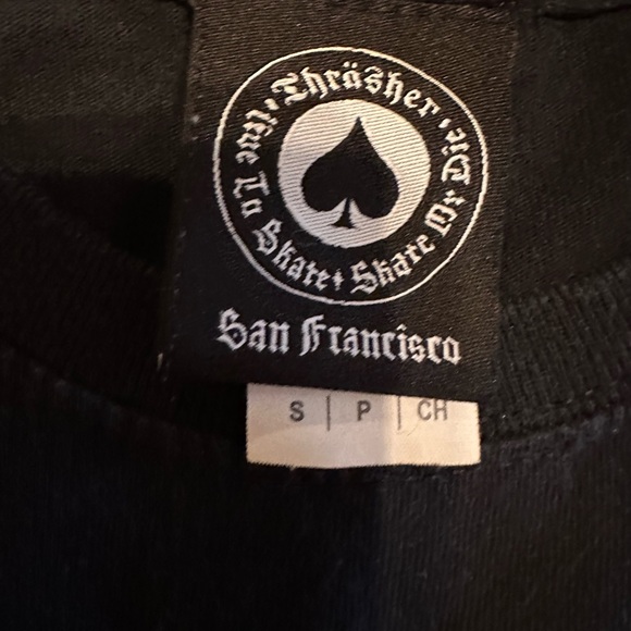 Men’s Small Thrasher Shirt - EUC - Picture 2 of 4